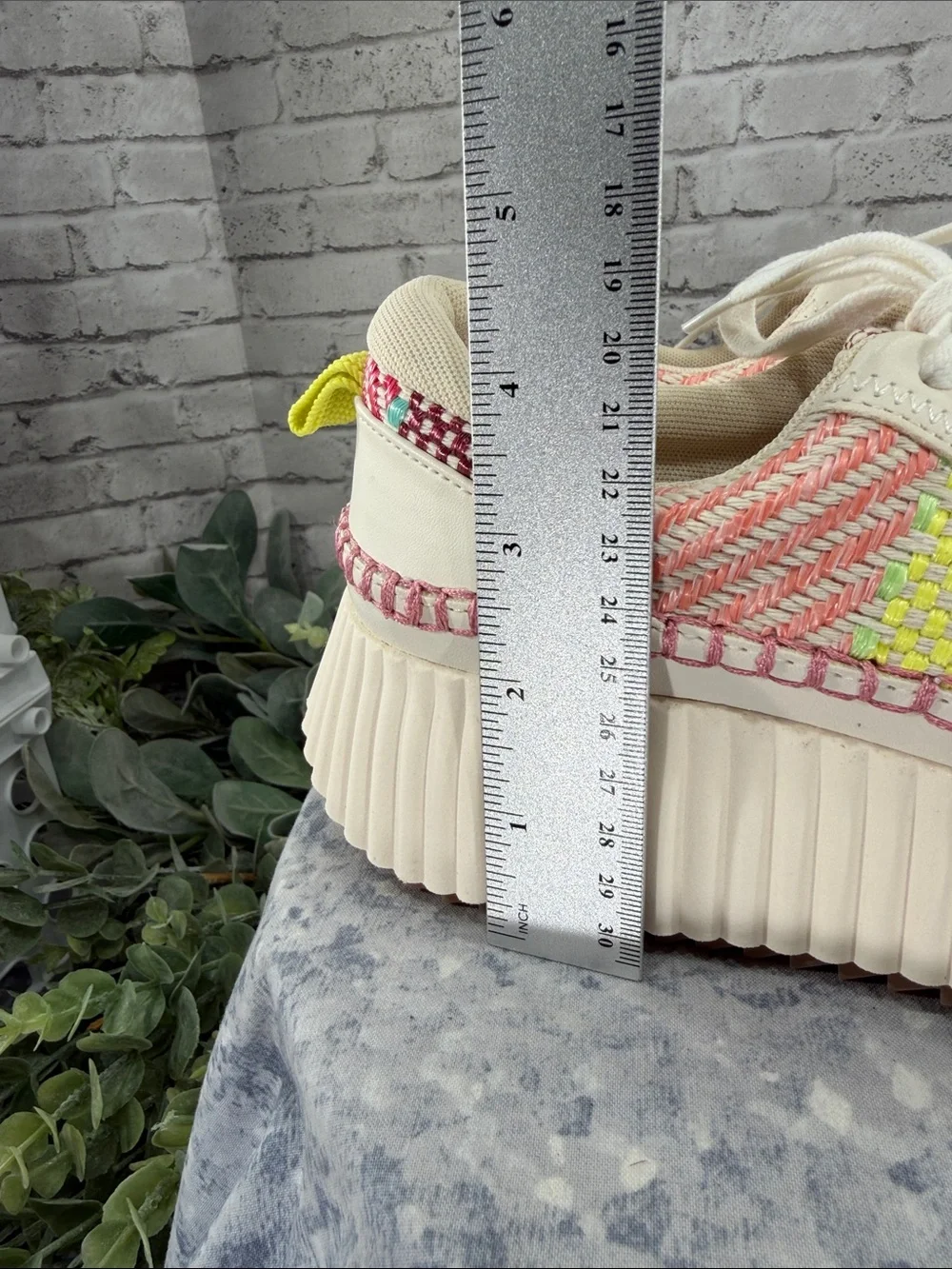 DOLCE VITA “Denae” Beige & Multicolor Basket Weave Platform Sneaker WMS 7.5M NEW